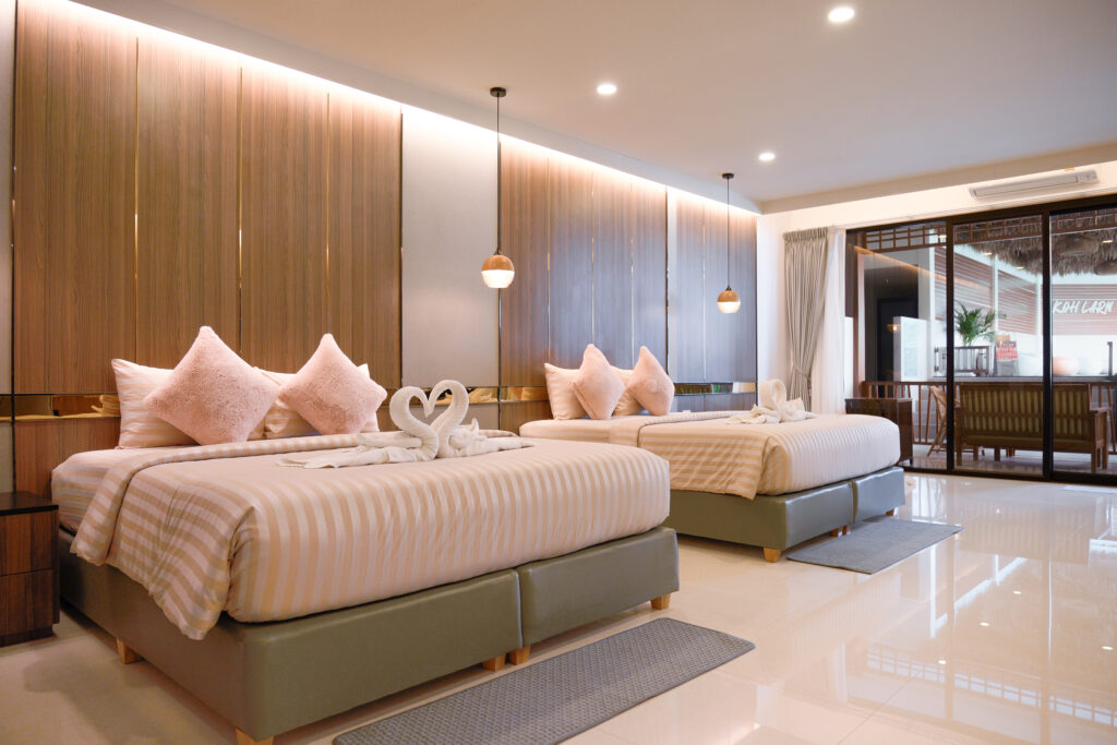 FAMILY ROOM (4 guests )